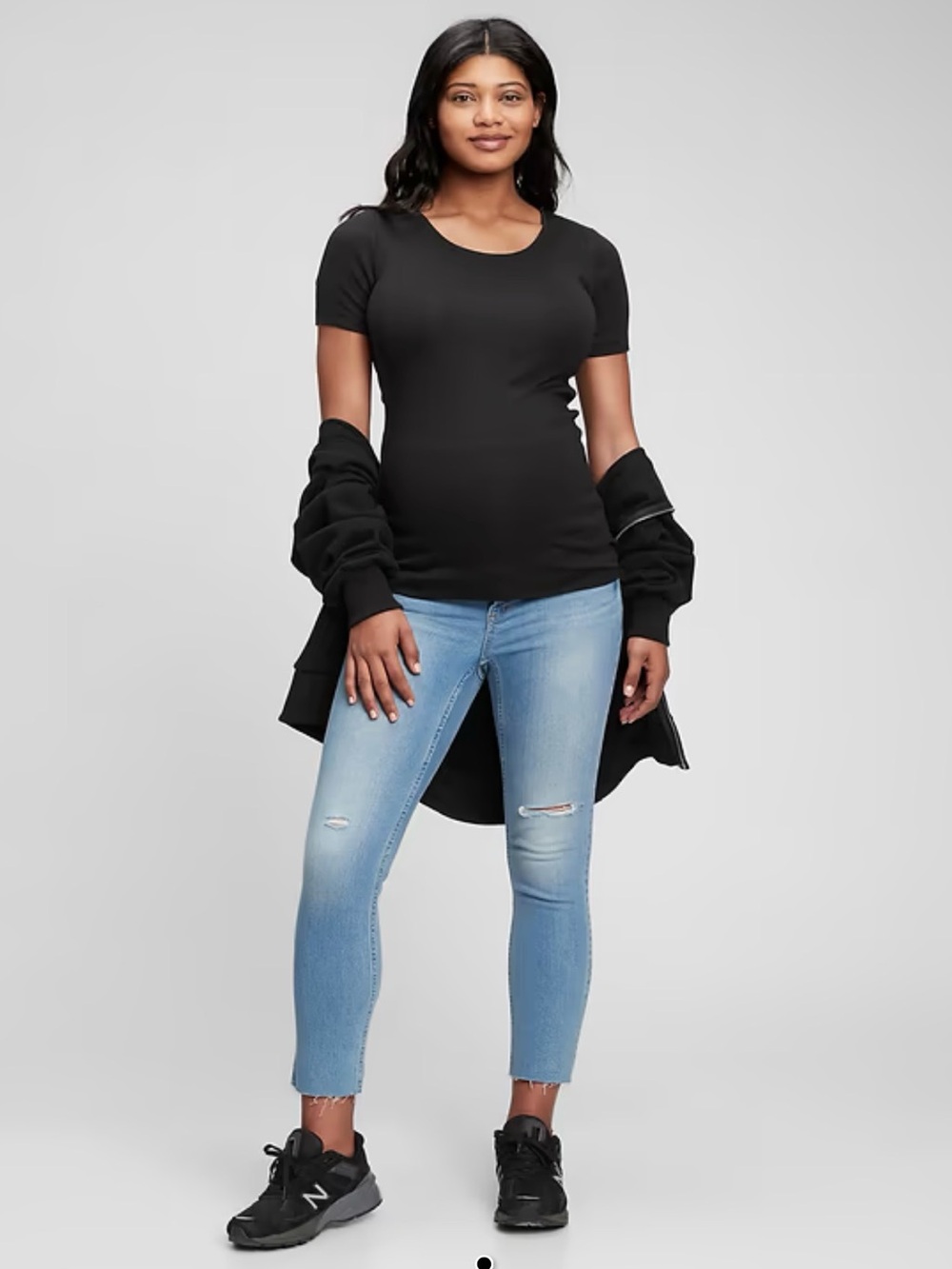GAP Maternity Modern Crew Neck T-shirt